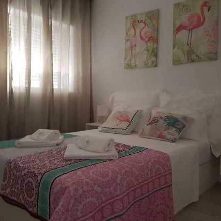 פומבל Iris Apartment מראה חיצוני תמונה