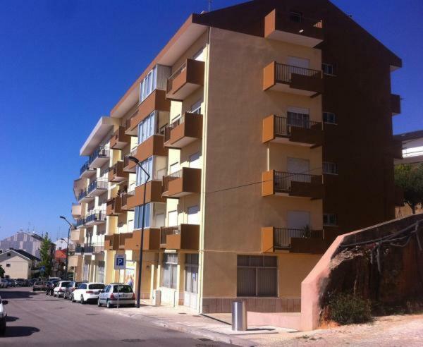 פומבל Iris Apartment מראה חיצוני תמונה